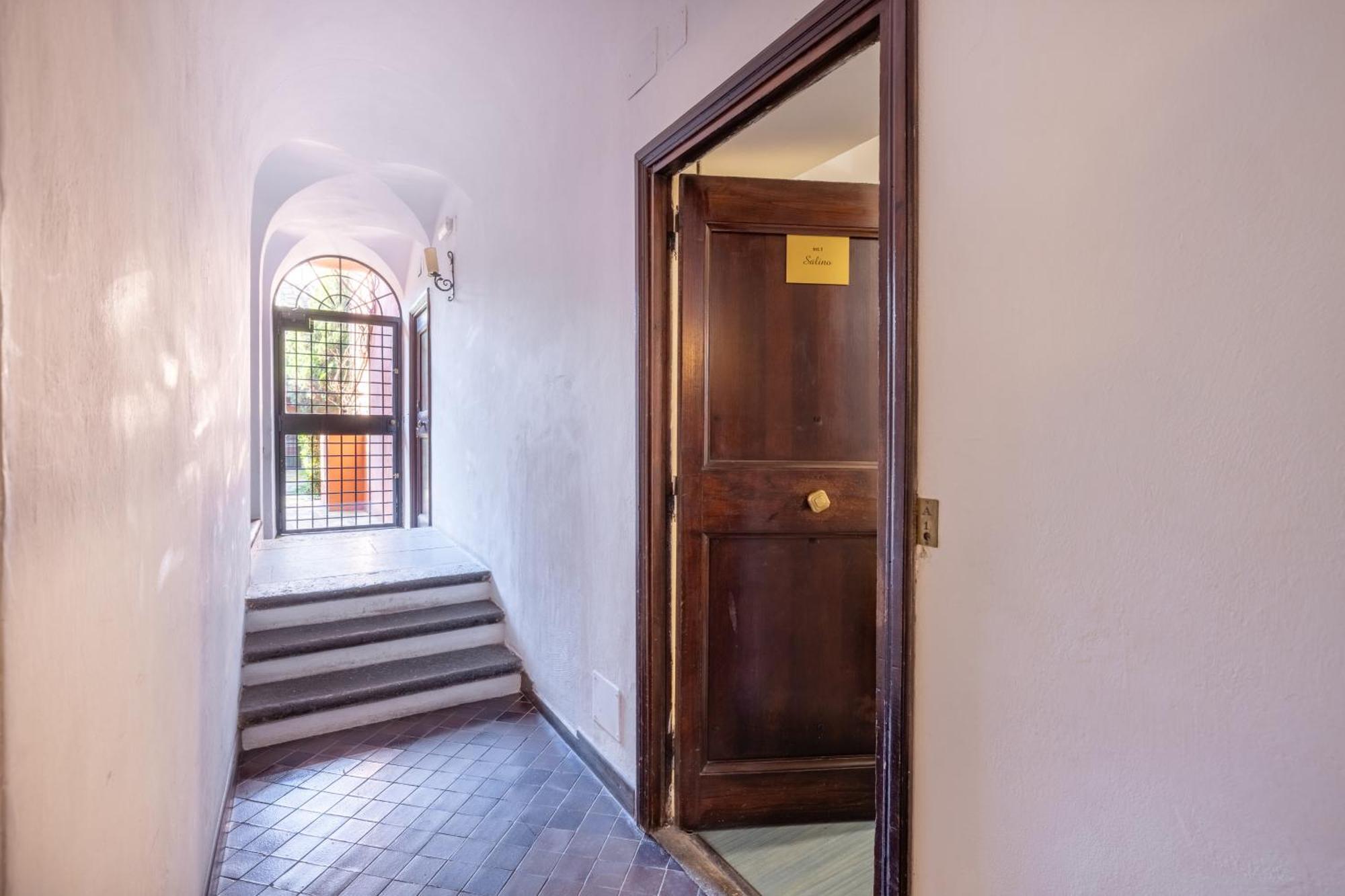 Apartment Eos Retreat In Trastevere With Pool